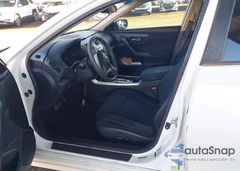 2014 Nissan Altima 2.5/2.5 S/2.5 Sl/2.5 Sv z USA, uszkodzony, nr VIN 1N4AL3AP6EC415750